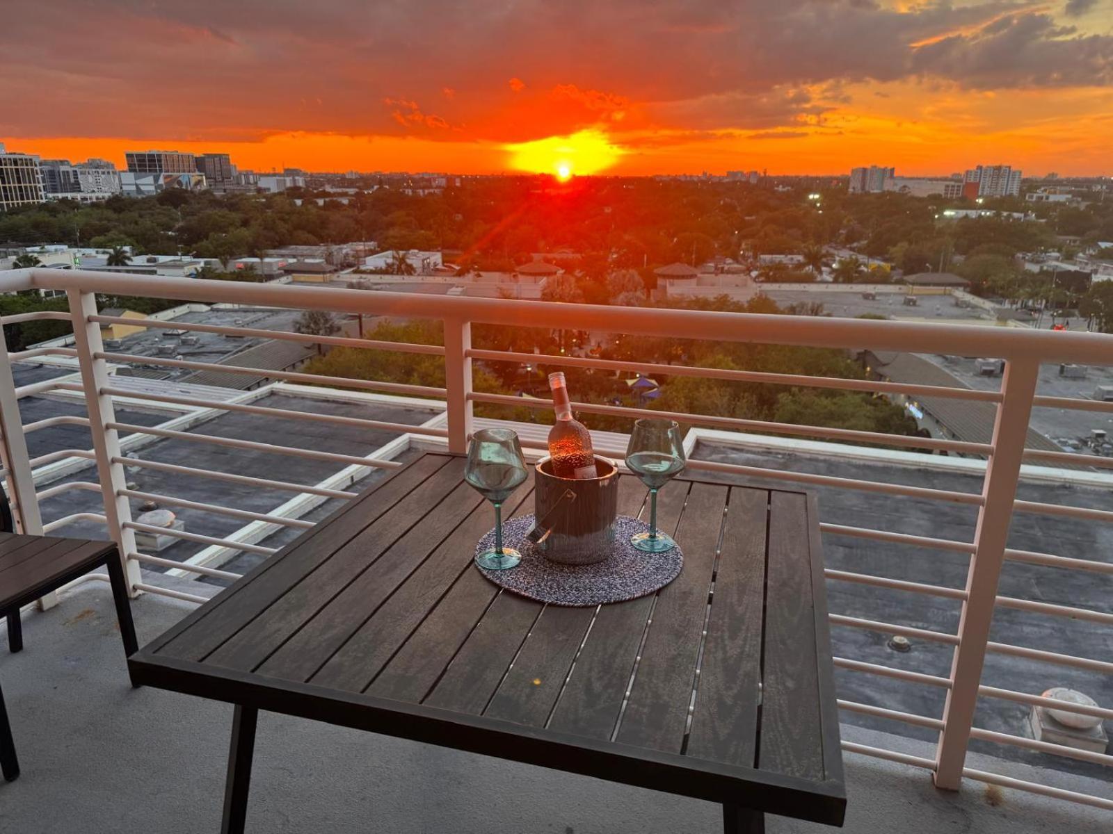 Apartment Exclusive Unit In Sunshine